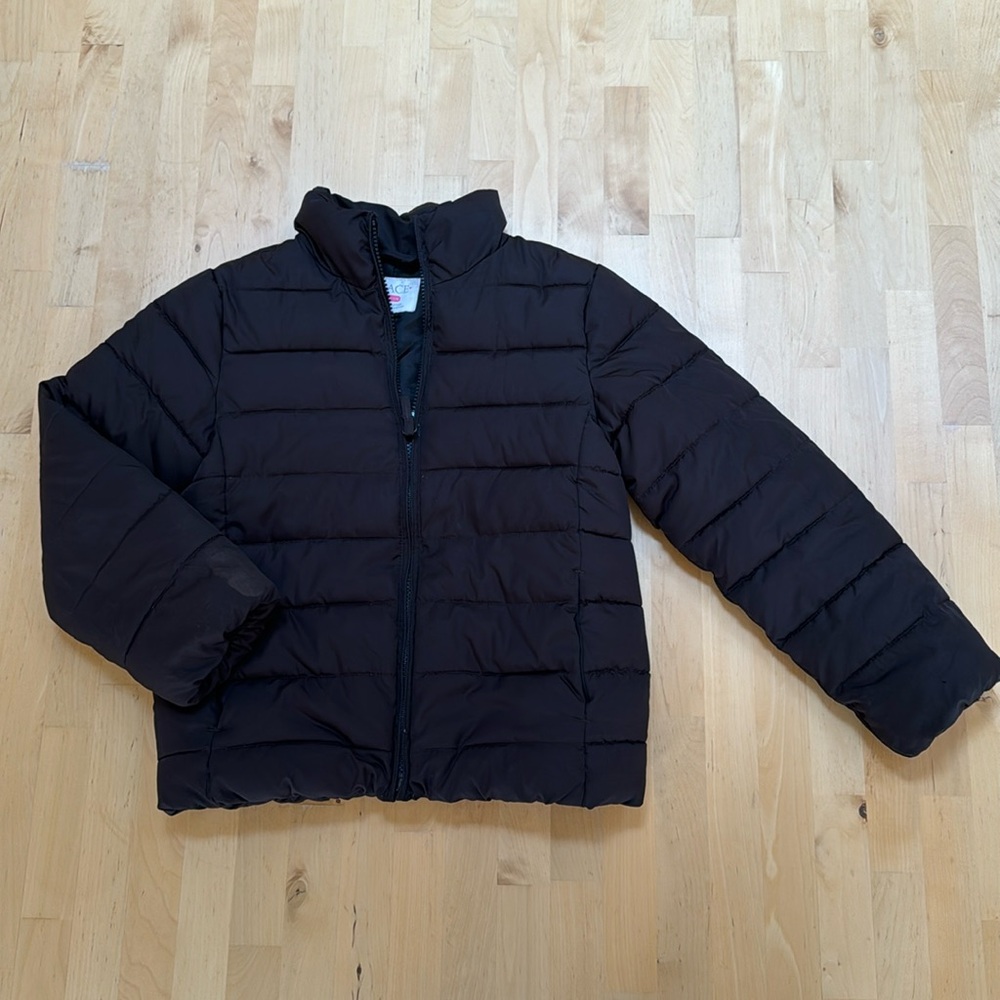 Girls Children’s Place Black Zip Up Puffer Jacket in size M 7/8